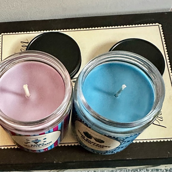 Beth & Body Works Berry Waffle Cone & Blue Raspberry Snow Cone Single Candles - Picture 3 of 3